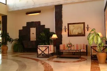 Marinas リゾート 3*